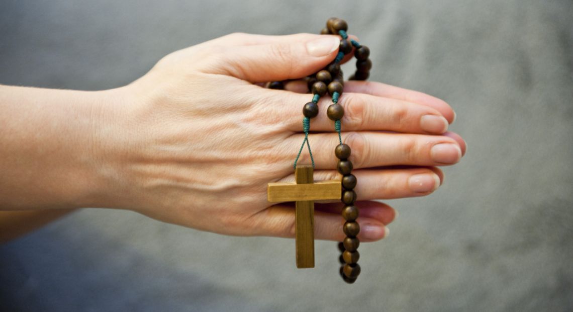 praying-hands-with-rosary-beads.jpg