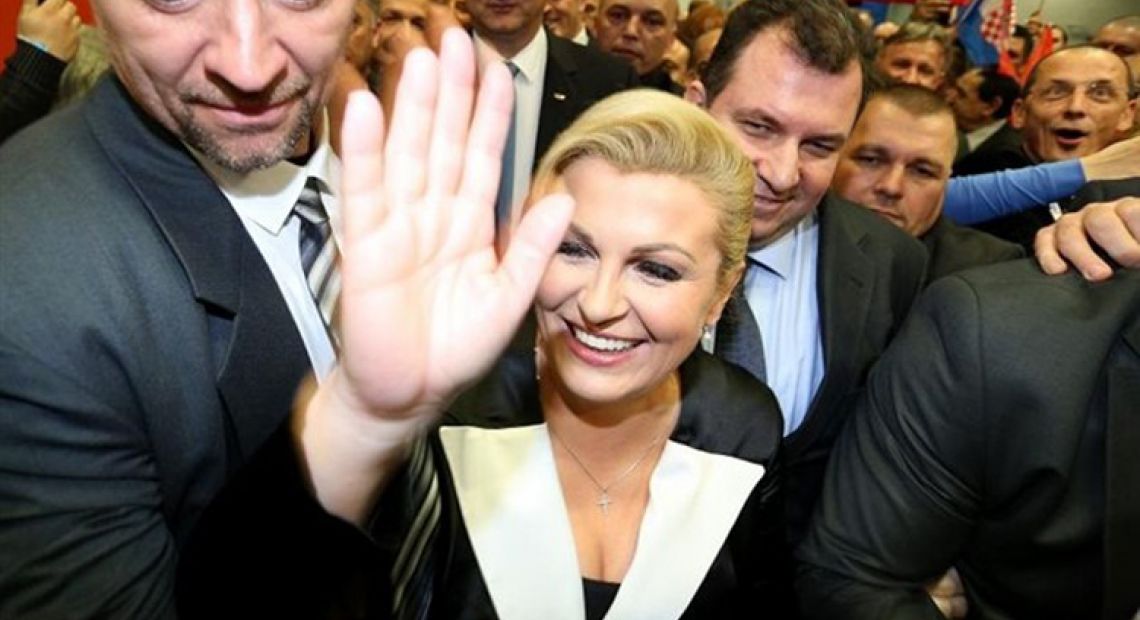 Kolinda-ruka.jpg