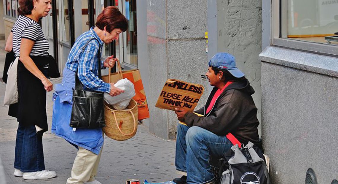 Helping_the_homeless.jpg